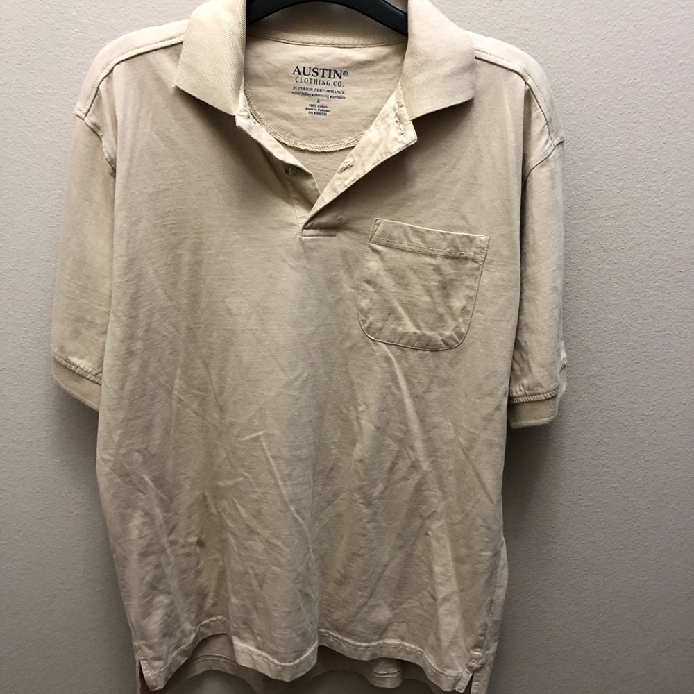 A brown shirt 👕